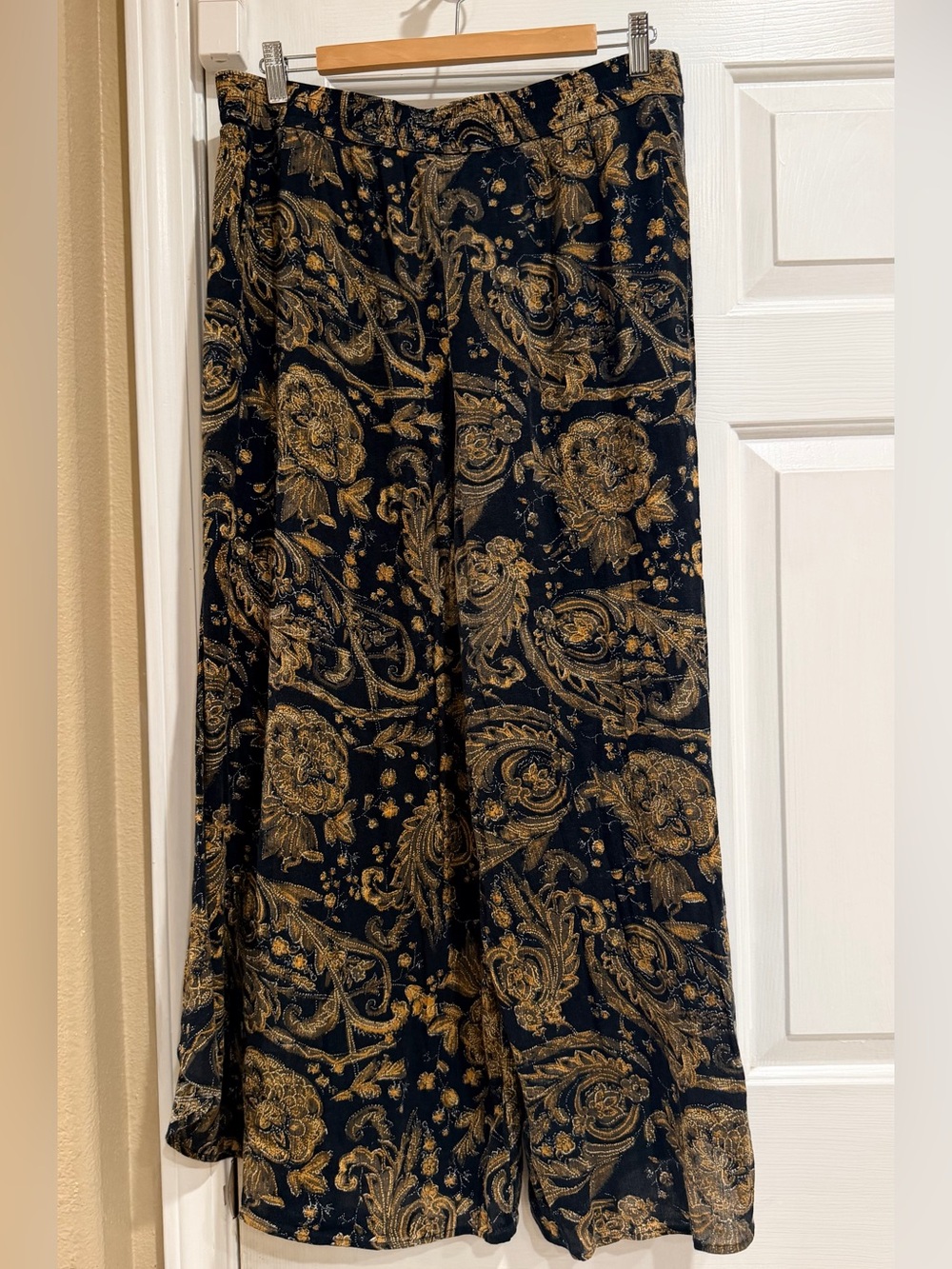 Sun & Shadow Black Wide-Leg Pants with Gold Paisley Print